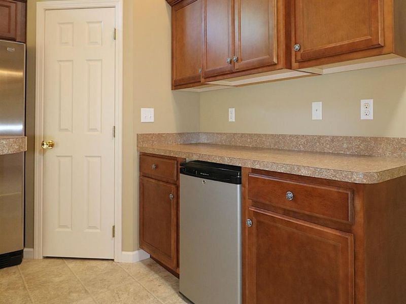18 Falcon Crest Drive, Unit A, Norwalk, OH 44857 Photo 7