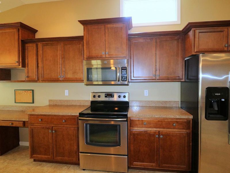 18 Falcon Crest Drive, Unit A, Norwalk, OH 44857 Photo 8