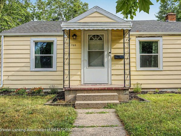 705 Ridgewood Avenue, Lansing, MI 48910