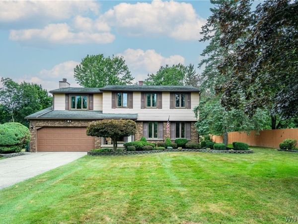14 North Lane , Orchard Park, NY 14127