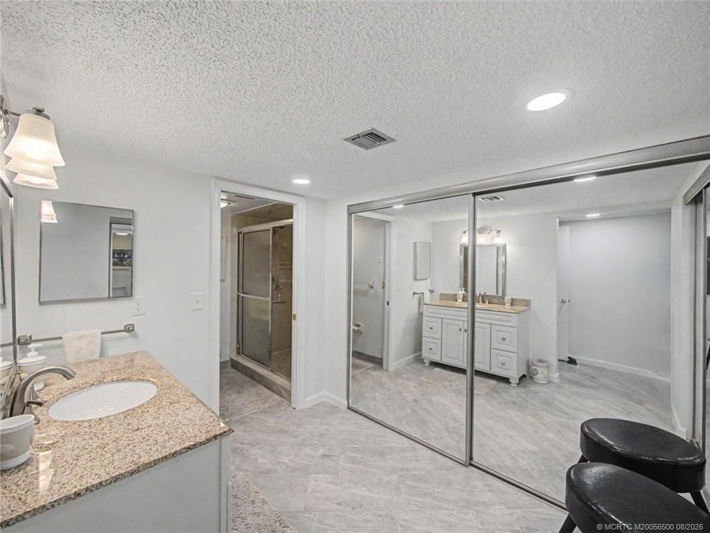 5132 SE Club Way, Unit 202, Stuart, FL 34997 Photo