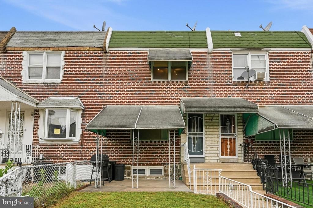 7213 Guyer Avenue, Philadelphia, PA 19153 Main Photo