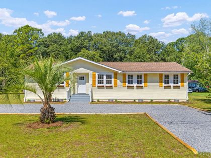 136 Mahoney Lane Moncks Corner, SC 29461