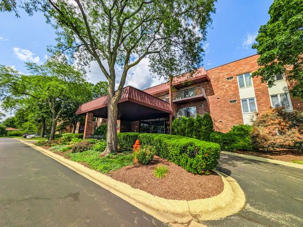 1121 W Ogden Avenue , Unit 165, Naperville, IL 60563