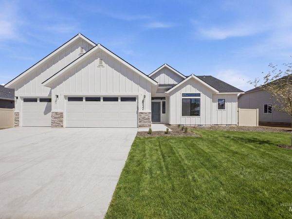 4937 S Bleachfield Ave, Meridian, ID 83642
