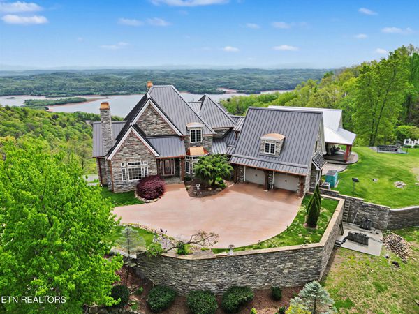 498 Proffitt Ridge Rd , Mooresburg, TN 37811