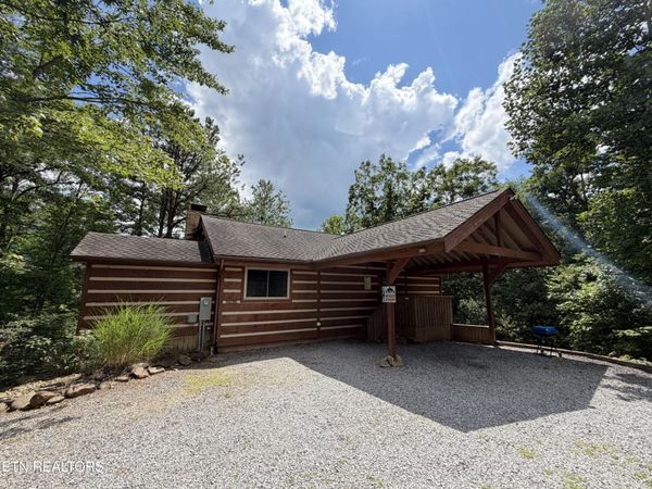 317 Matterhorn Drive , Gatlinburg, TN 37738