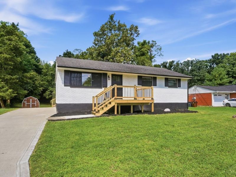4687 Galaxy Lane, Union Township, OH 45244 Photo 2