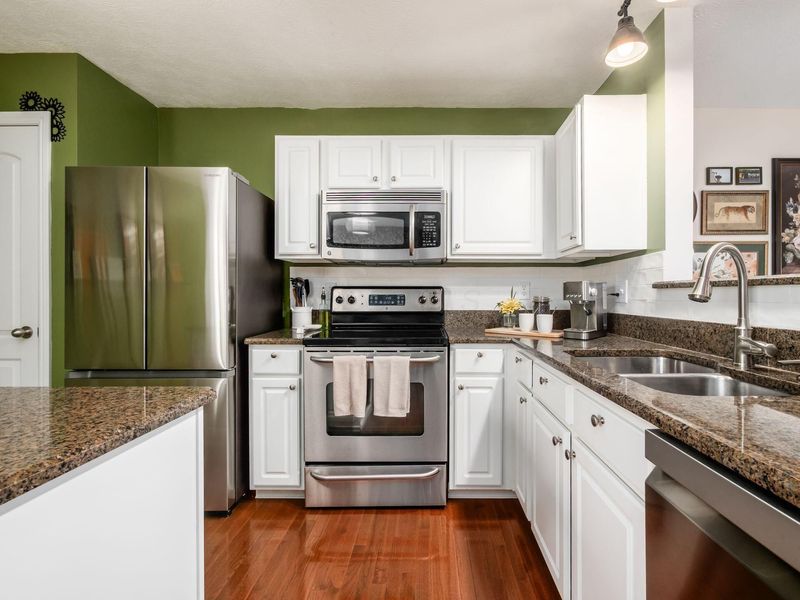 5982 Turnwood Drive, Unit 803, Westerville, OH 43081 Photo 14