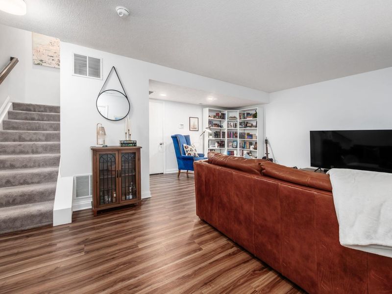 5982 Turnwood Drive, Unit 803, Westerville, OH 43081 Photo 4