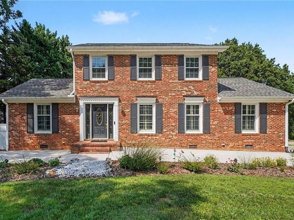 5802 Muirfield Drive, Greensboro, NC 27410