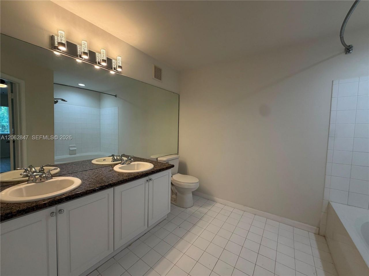 9820 NW 56th Pl, Coral Springs, FL 33076 Photo