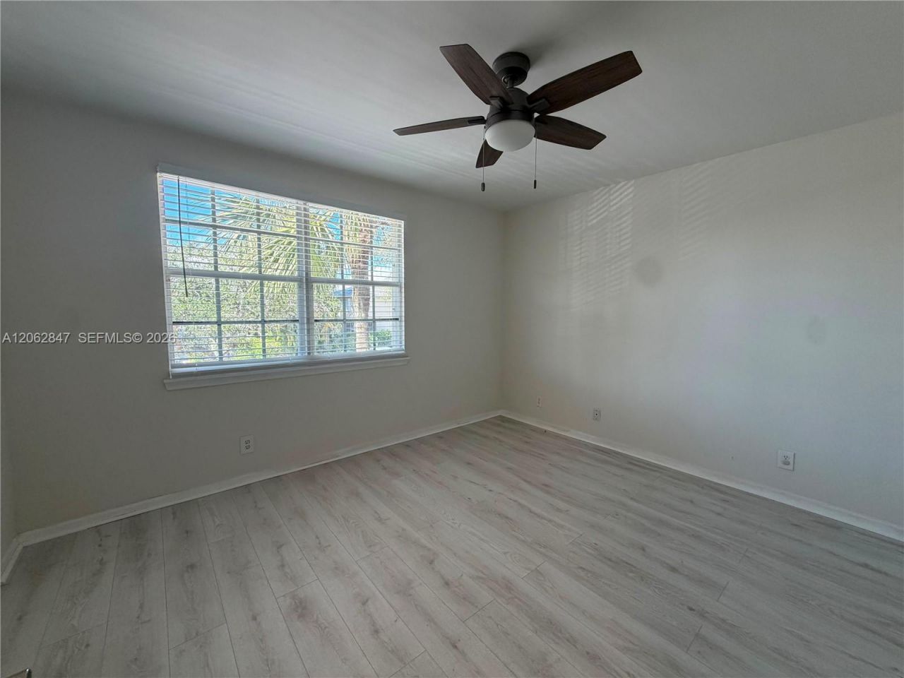 9820 NW 56th Pl, Coral Springs, FL 33076 Photo