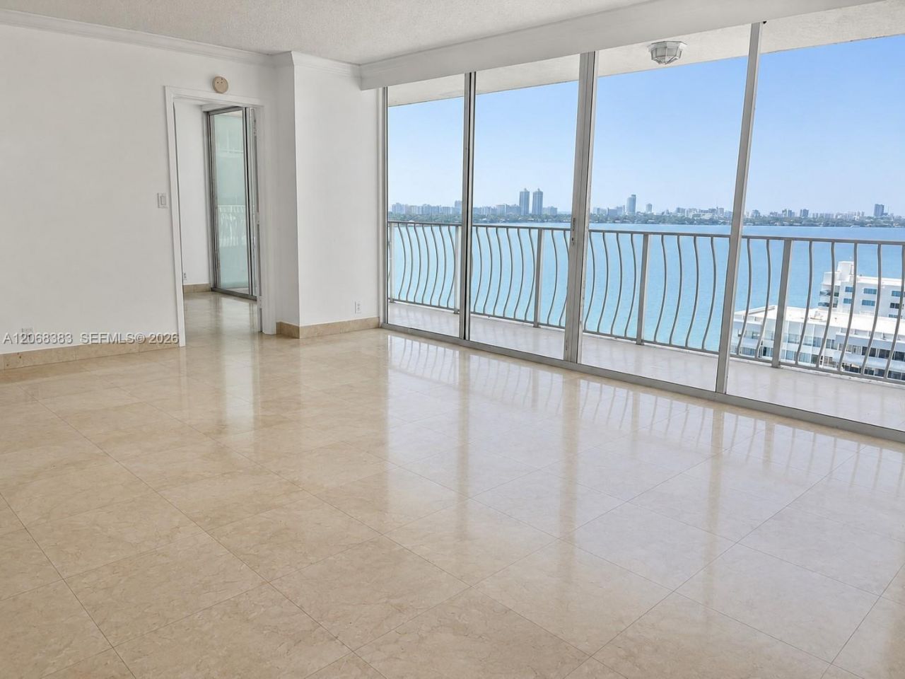 7601 E Treasure Dr , Unit 1924, North Bay Village, FL 33141 Photo