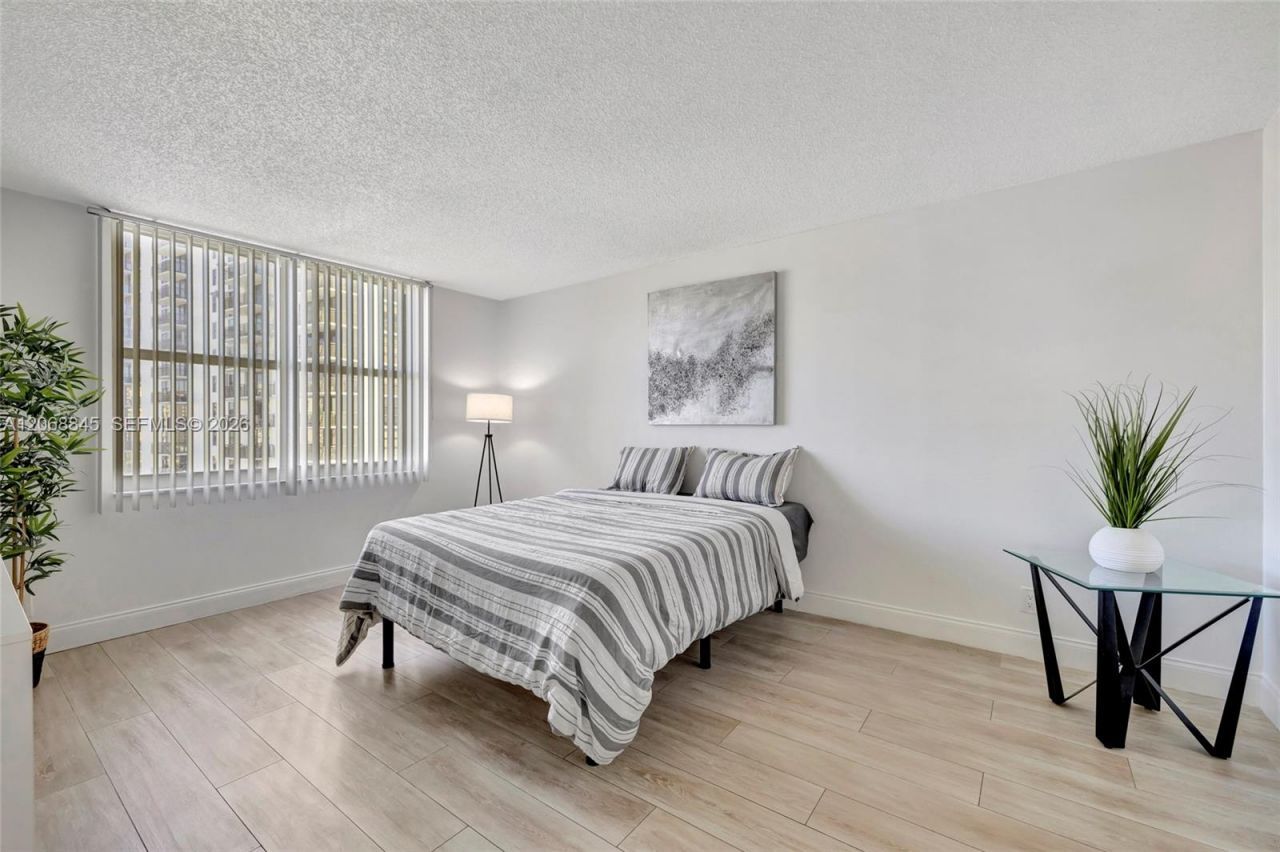 3015 N Ocean Blvd , Unit 6A, Fort Lauderdale, FL 33308 Photo