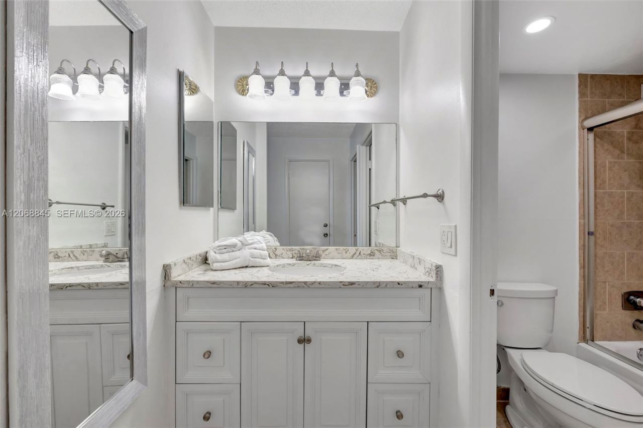 3015 N Ocean Blvd , Unit 6A, Fort Lauderdale, FL 33308 Photo