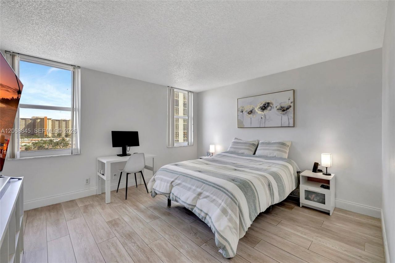 3015 N Ocean Blvd , Unit 6A, Fort Lauderdale, FL 33308 Photo