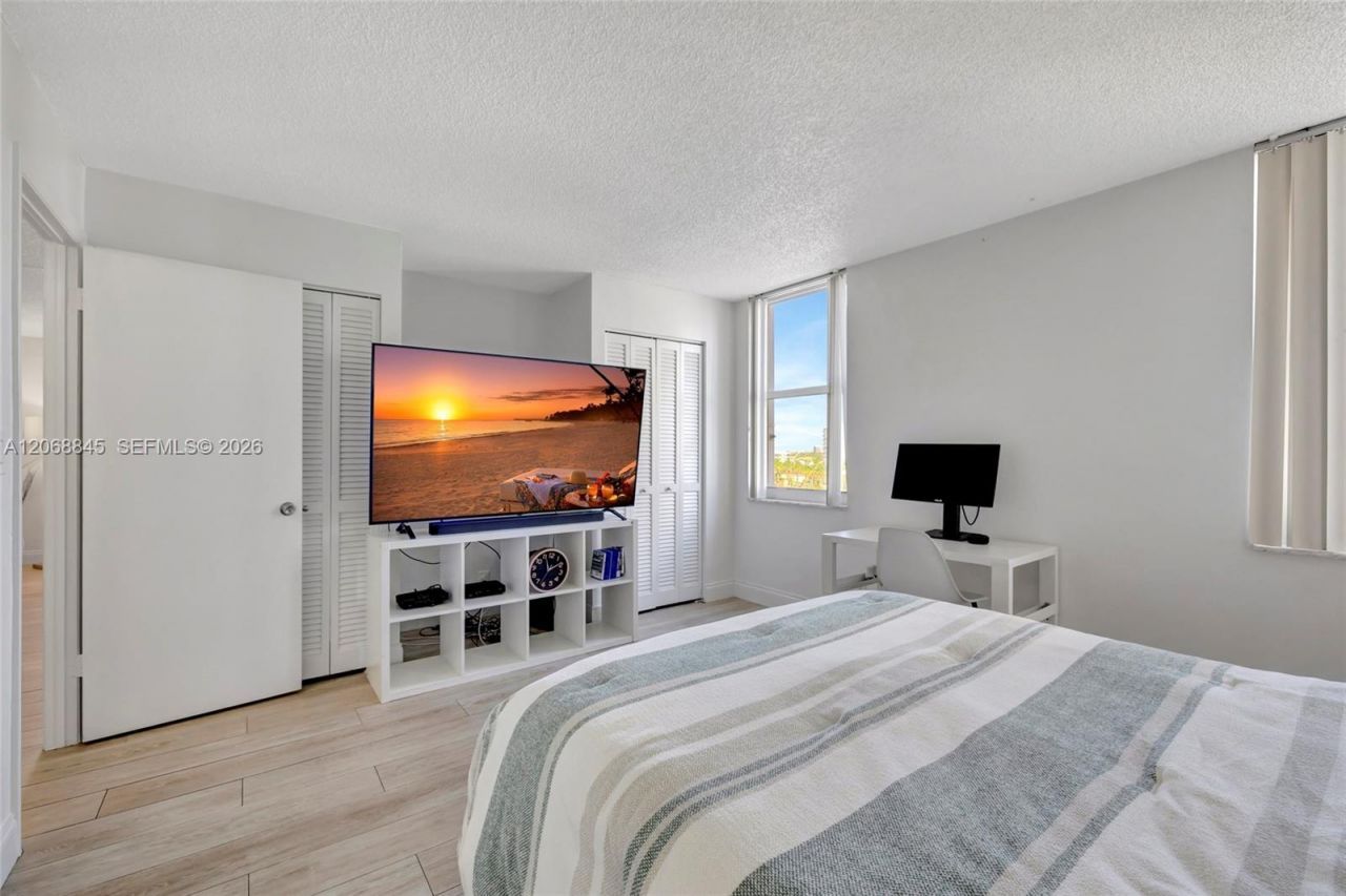3015 N Ocean Blvd , Unit 6A, Fort Lauderdale, FL 33308 Photo