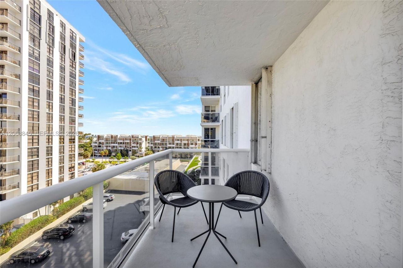 3015 N Ocean Blvd , Unit 6A, Fort Lauderdale, FL 33308 Photo