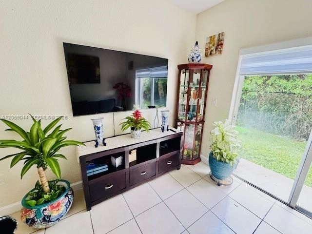 2811 SE 17th Ave , Unit 110, Homestead, FL 33035 Photo
