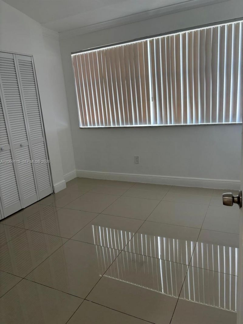 18344 NW 68th Ave, Unit G, Hialeah, FL 33015 Photo
