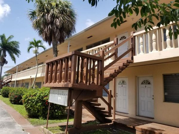 280 SW 11th Ave , Unit 18, Hallandale Beach, FL 33009
