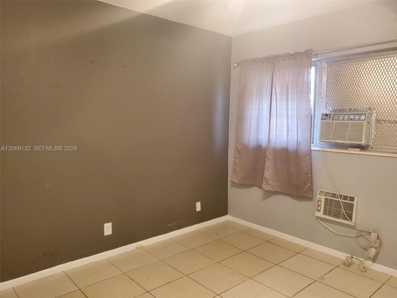 280 SW 11th Ave , Unit 18, Hallandale Beach, FL 33009 Photo