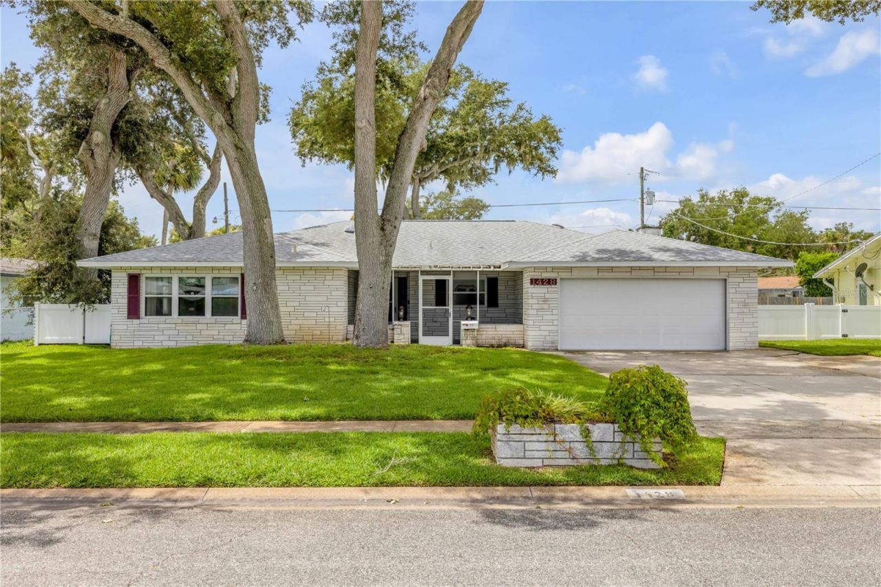 1428 Mardrake Road , Daytona Beach, FL 32114 Main Photo