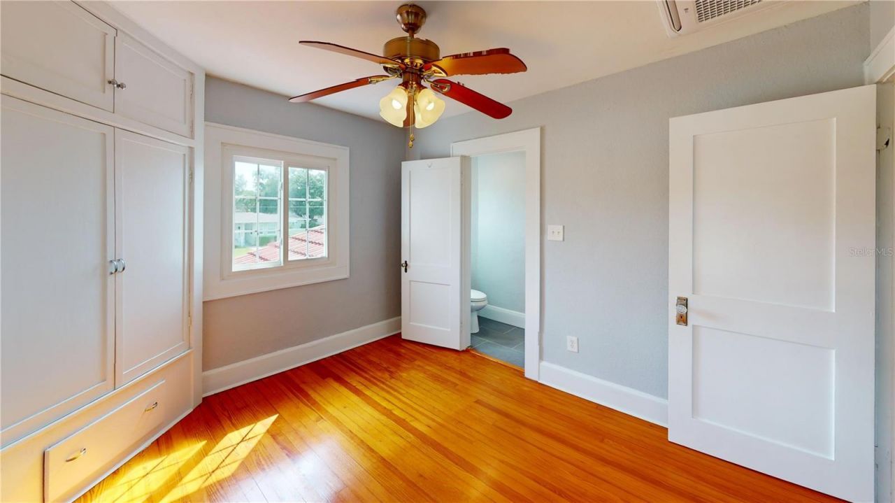 120 Park Street N, Saint Petersburg, FL 33710 Photo