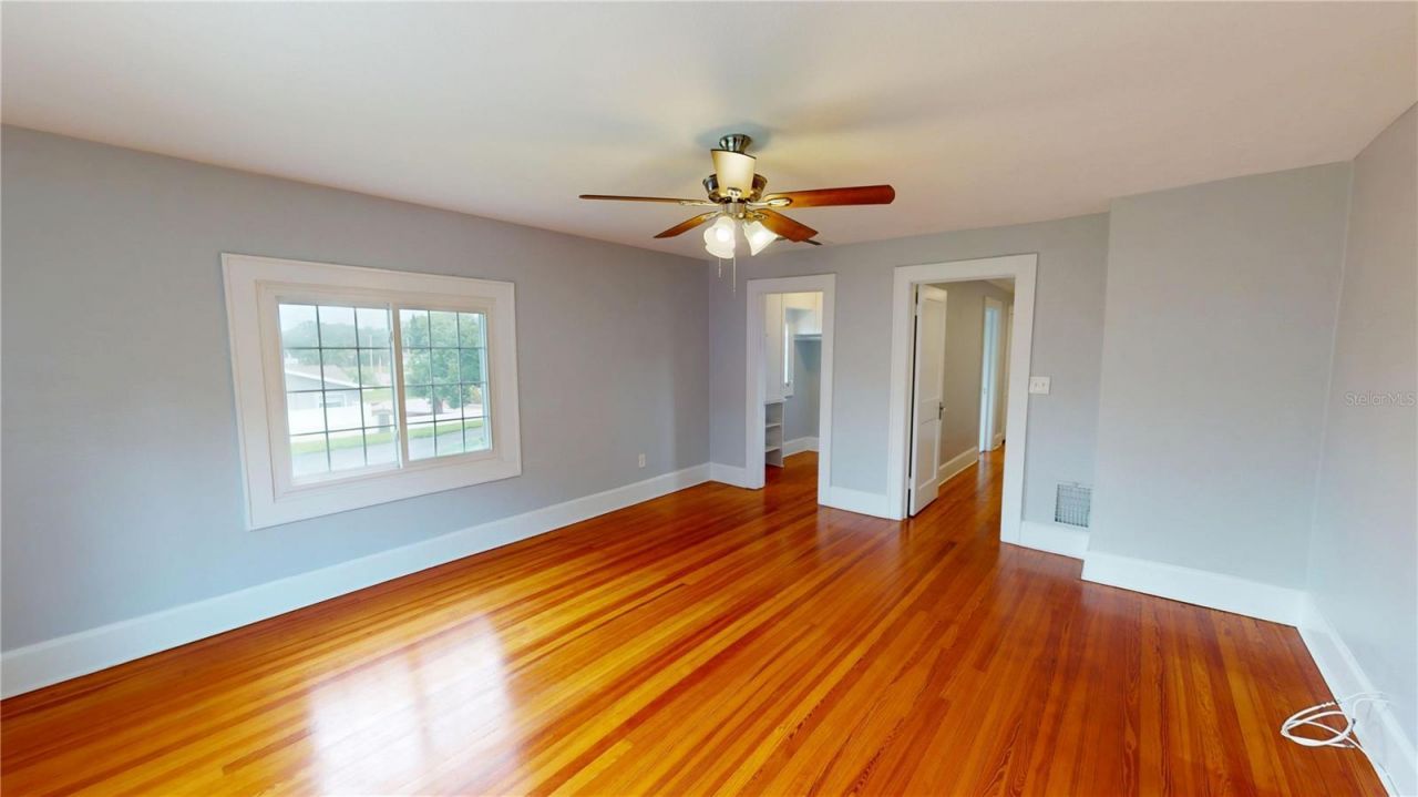 120 Park Street N, Saint Petersburg, FL 33710 Photo