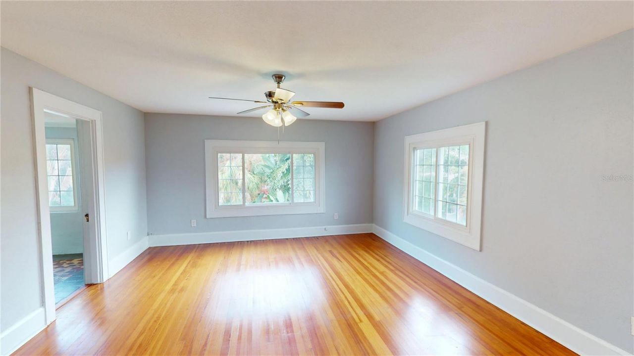 120 Park Street N, Saint Petersburg, FL 33710 Photo