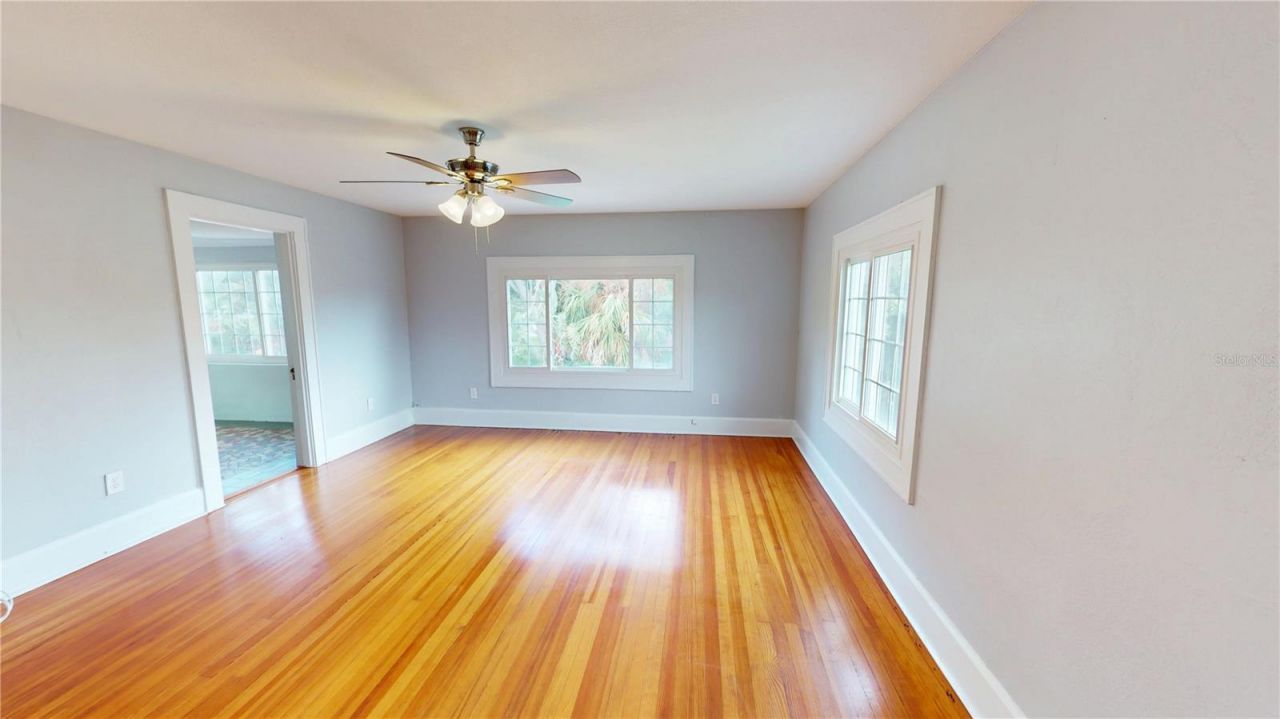 120 Park Street N, Saint Petersburg, FL 33710 Photo