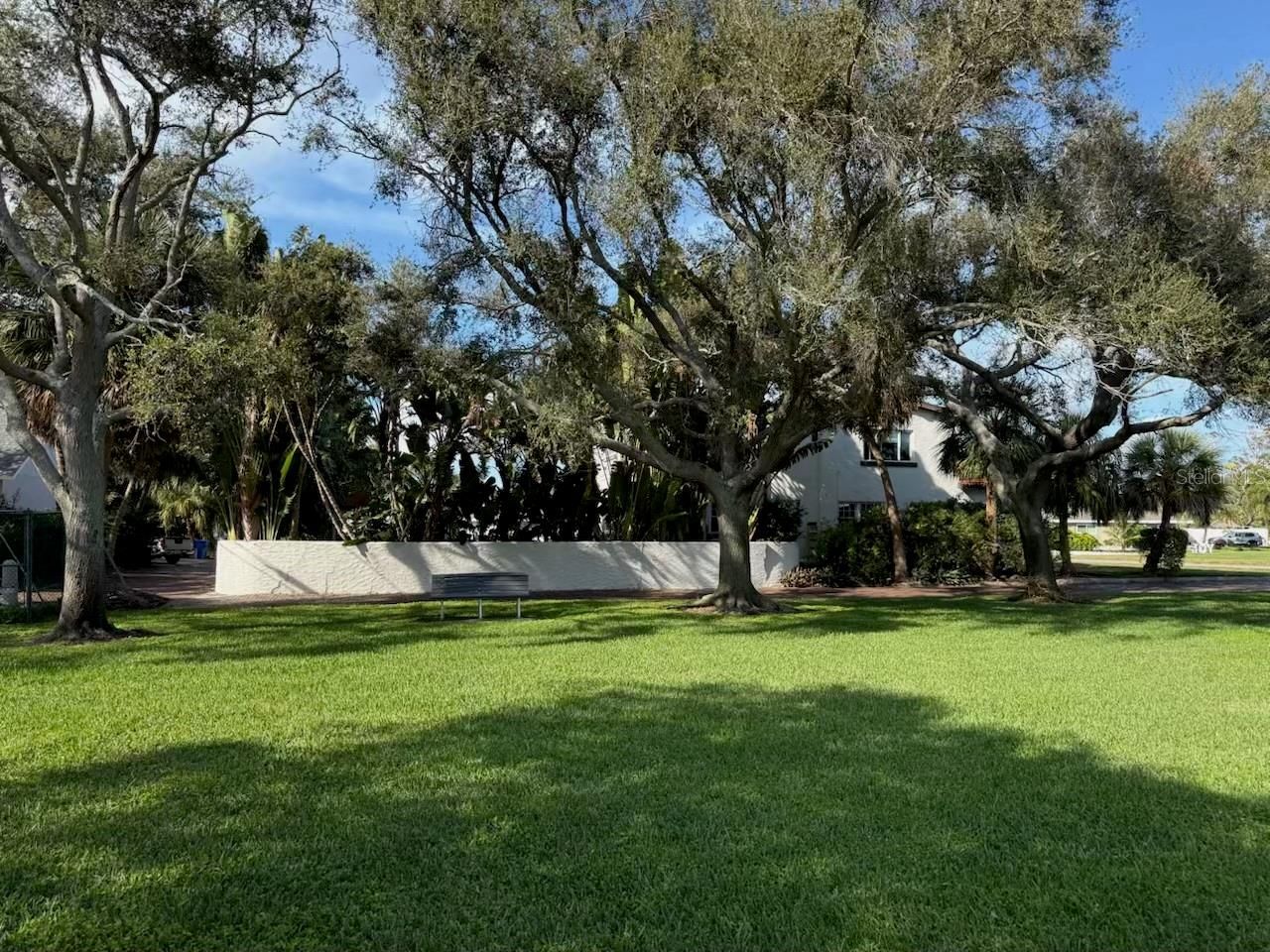 120 Park Street N, Saint Petersburg, FL 33710 Photo