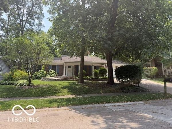 17 Sleepy Hollow Lane , Carmel, IN 46032