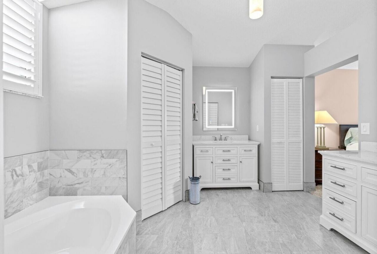 8486 Heather Place, Boynton Beach, FL 33472 Photo