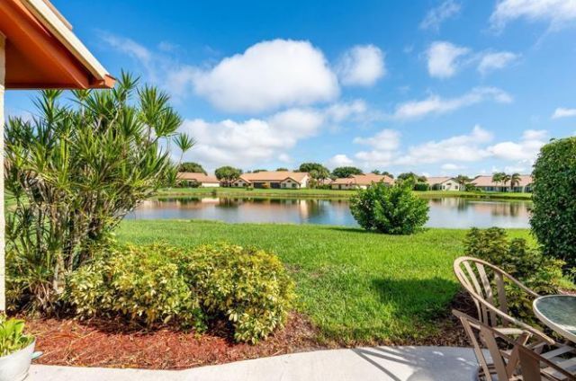 8486 Heather Place, Boynton Beach, FL 33472 Photo