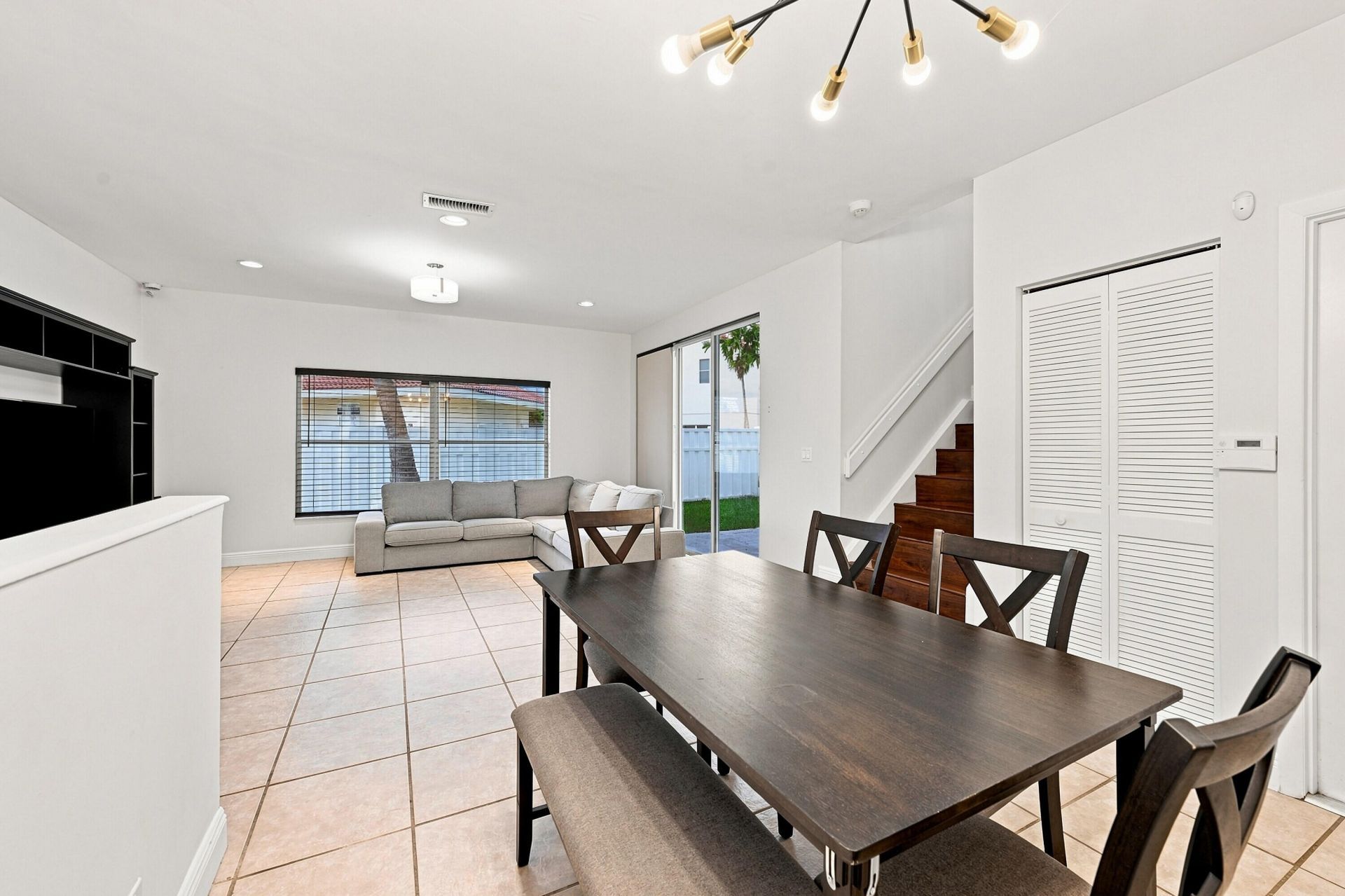 1115 SW 180th Terrace, Pembroke Pines, FL 33029 Photo