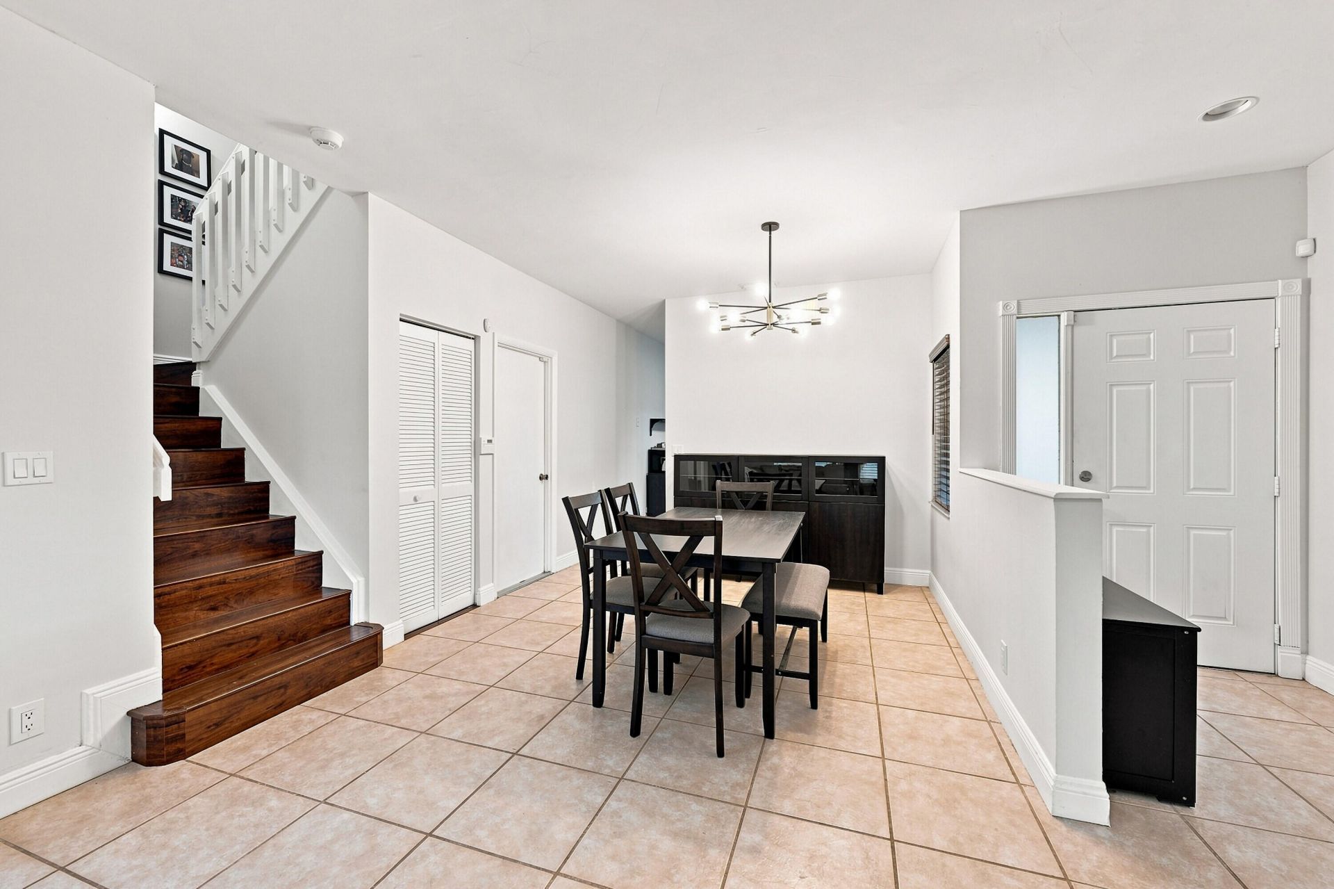 1115 SW 180th Terrace, Pembroke Pines, FL 33029 Photo