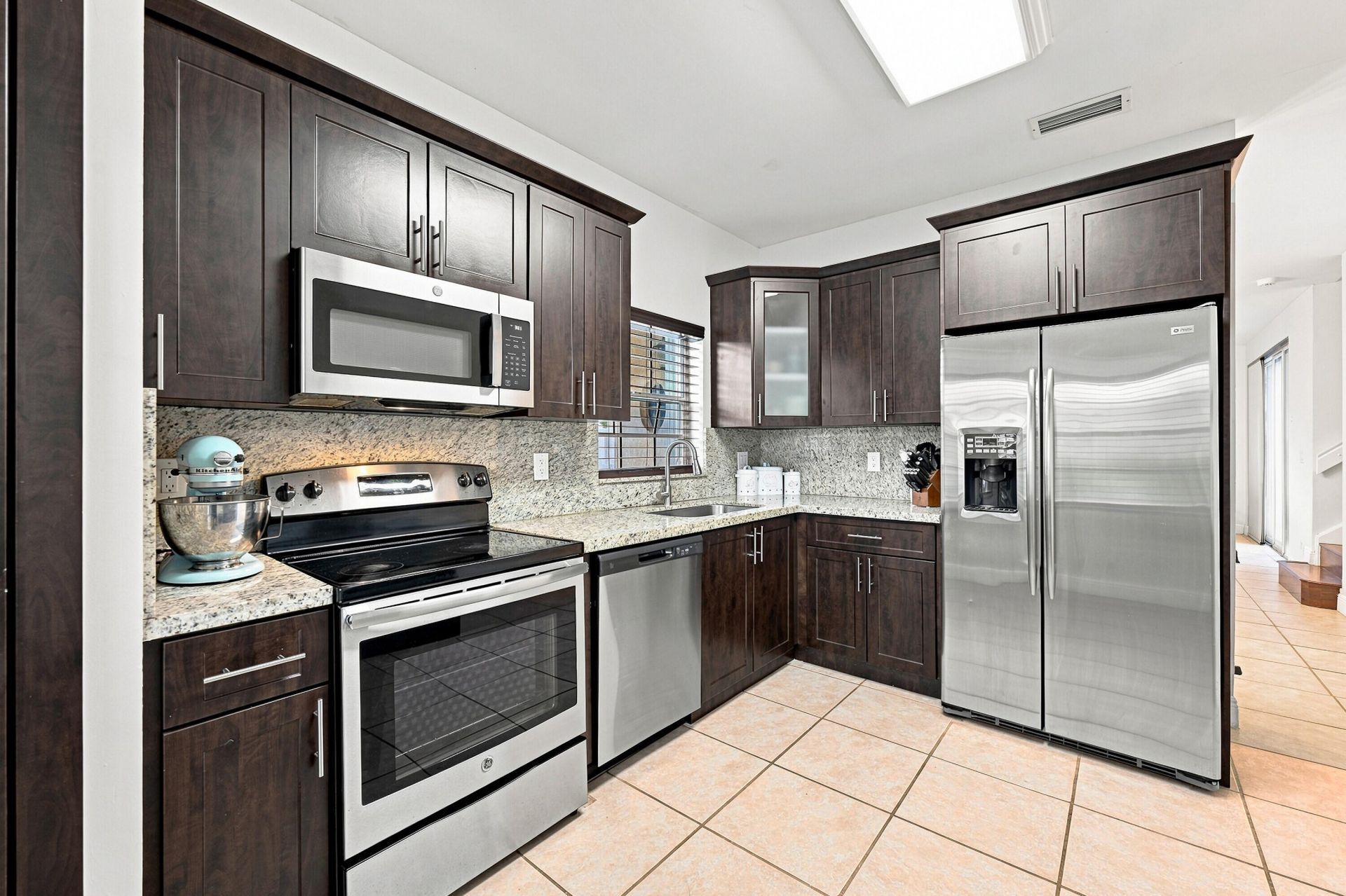 1115 SW 180th Terrace, Pembroke Pines, FL 33029 Photo