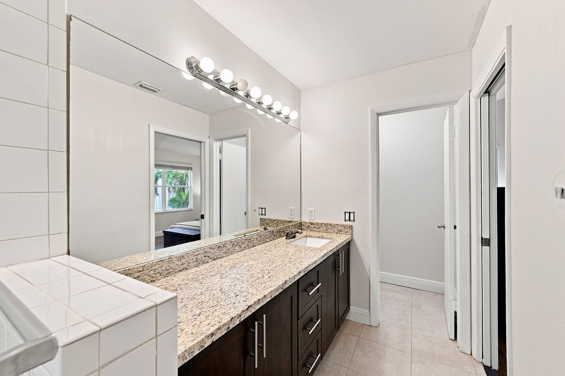 1115 SW 180th Terrace, Pembroke Pines, FL 33029 Photo