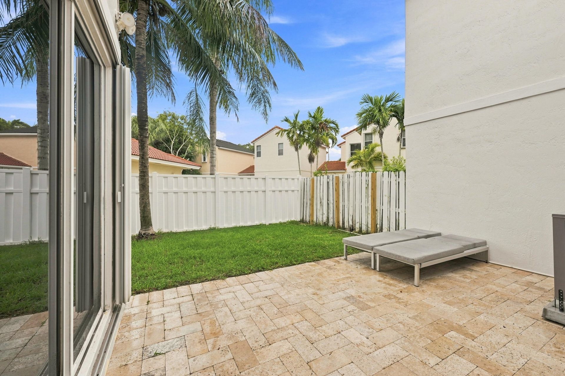 1115 SW 180th Terrace, Pembroke Pines, FL 33029 Photo