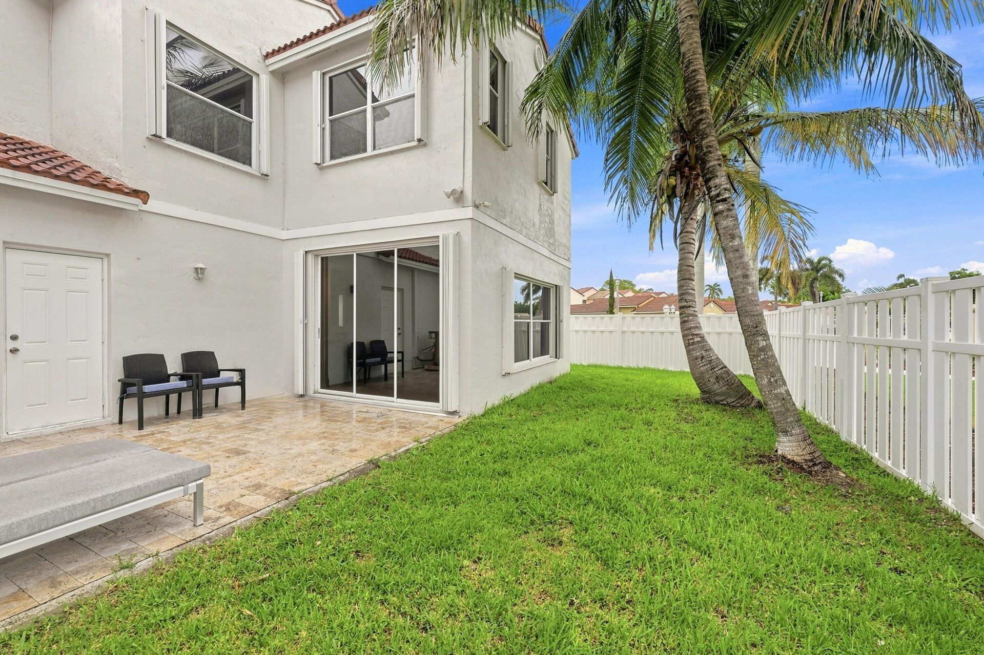 1115 SW 180th Terrace, Pembroke Pines, FL 33029 Photo