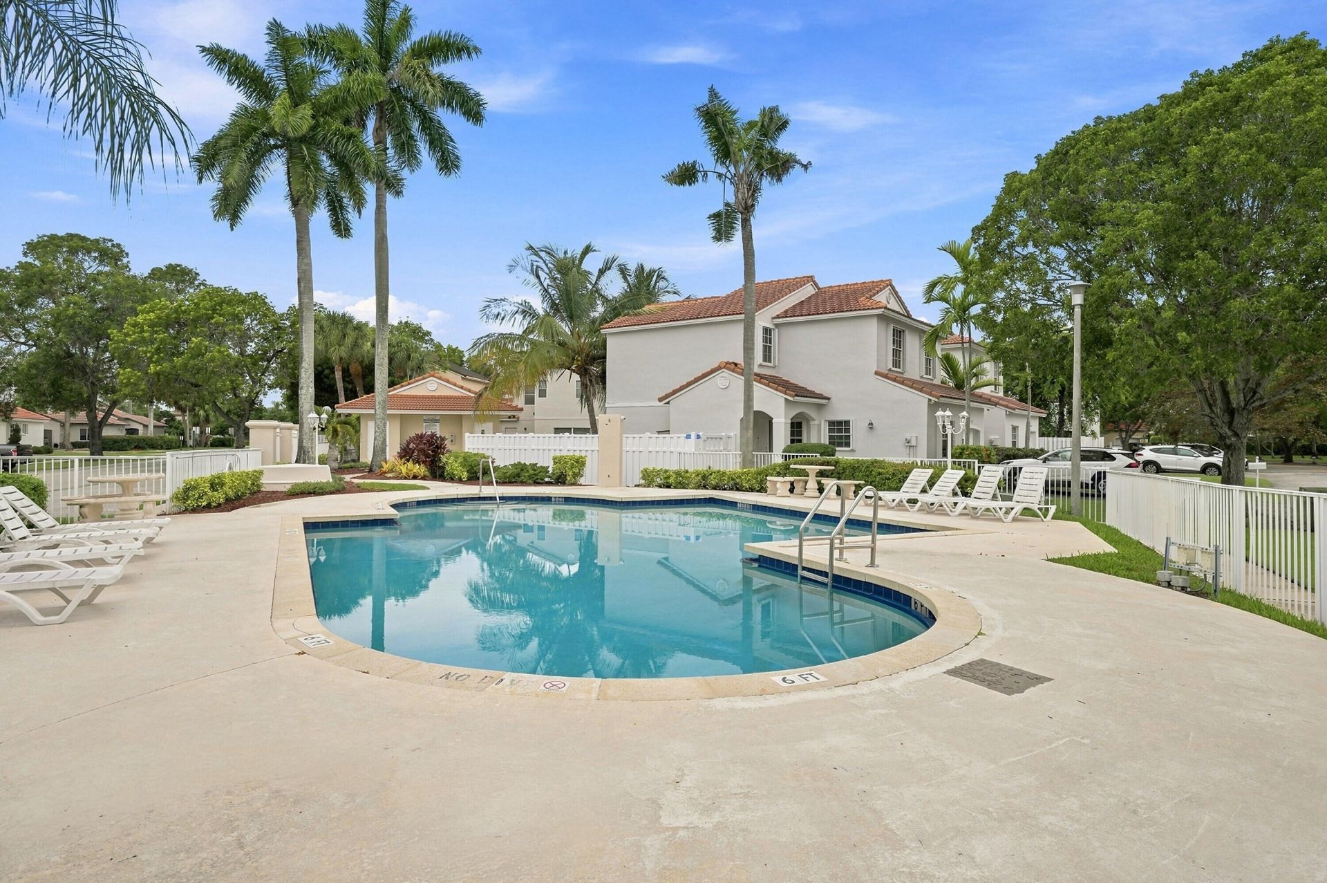 1115 SW 180th Terrace, Pembroke Pines, FL 33029 Photo
