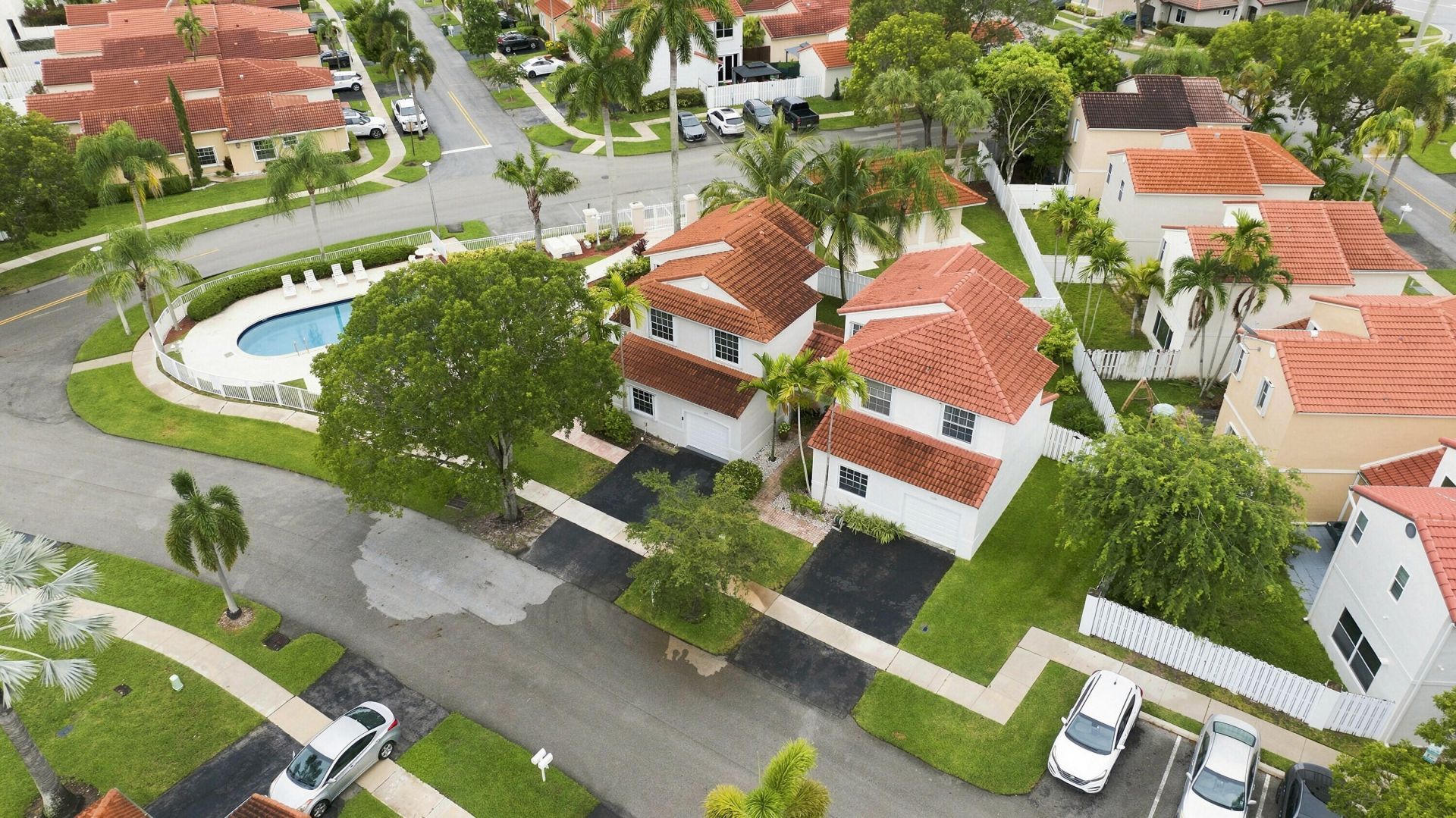 1115 SW 180th Terrace, Pembroke Pines, FL 33029 Photo