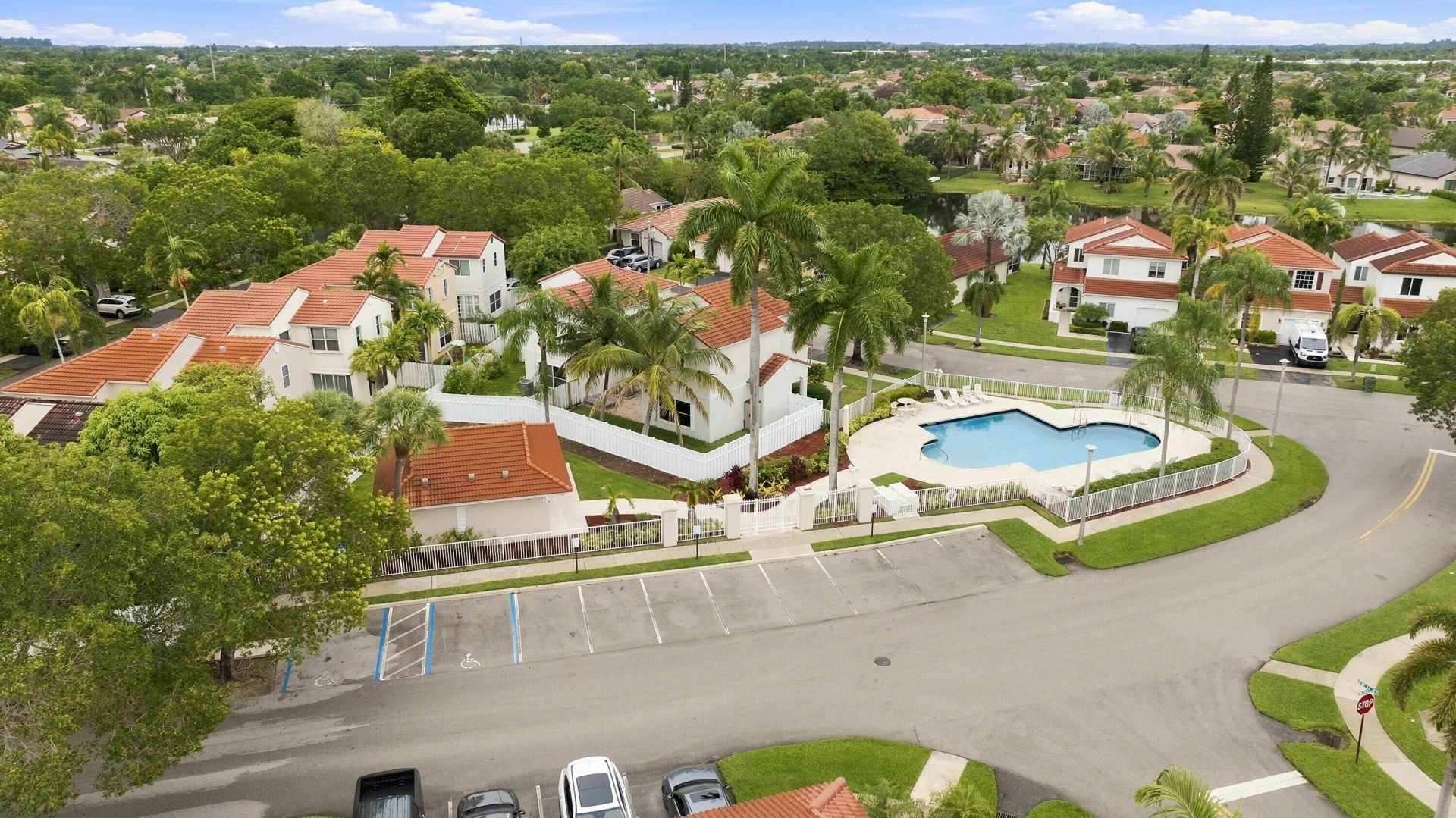 1115 SW 180th Terrace, Pembroke Pines, FL 33029 Photo