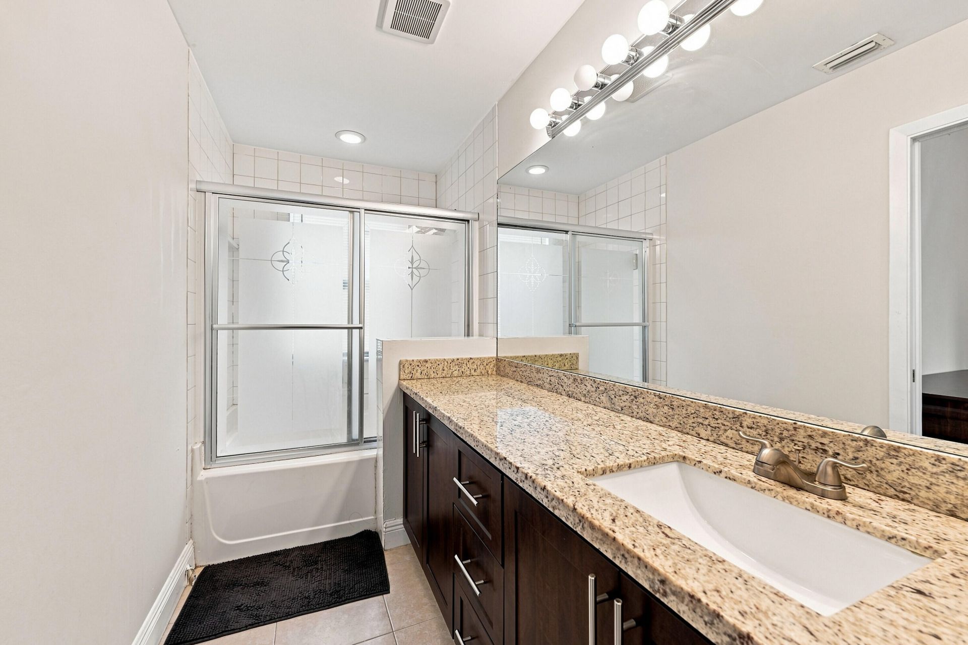 1115 SW 180th Terrace, Pembroke Pines, FL 33029 Photo