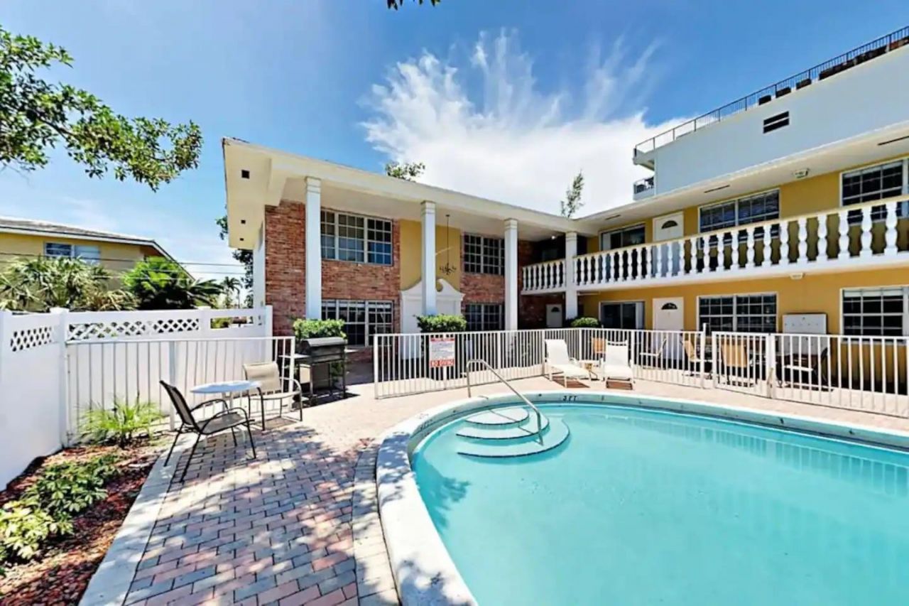 3226 NE 12th Street, Unit 2, Pompano Beach, FL 33062 Photo