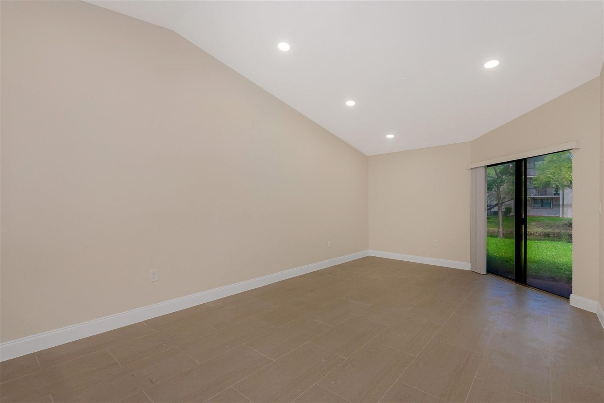 9951 Nob Hill Place, Unit 9951, Sunrise, FL 33351 Photo