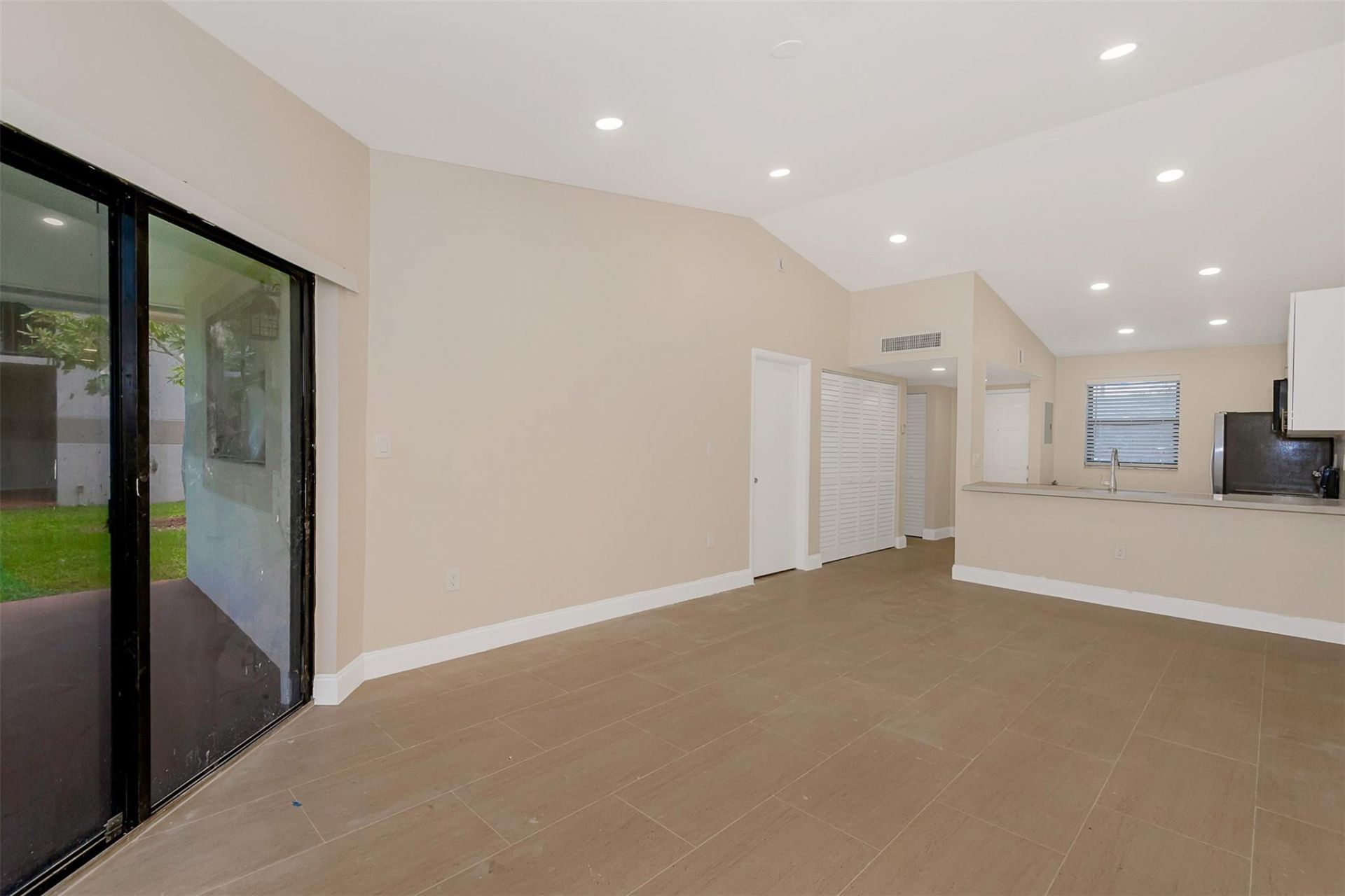 9951 Nob Hill Place, Unit 9951, Sunrise, FL 33351 Photo