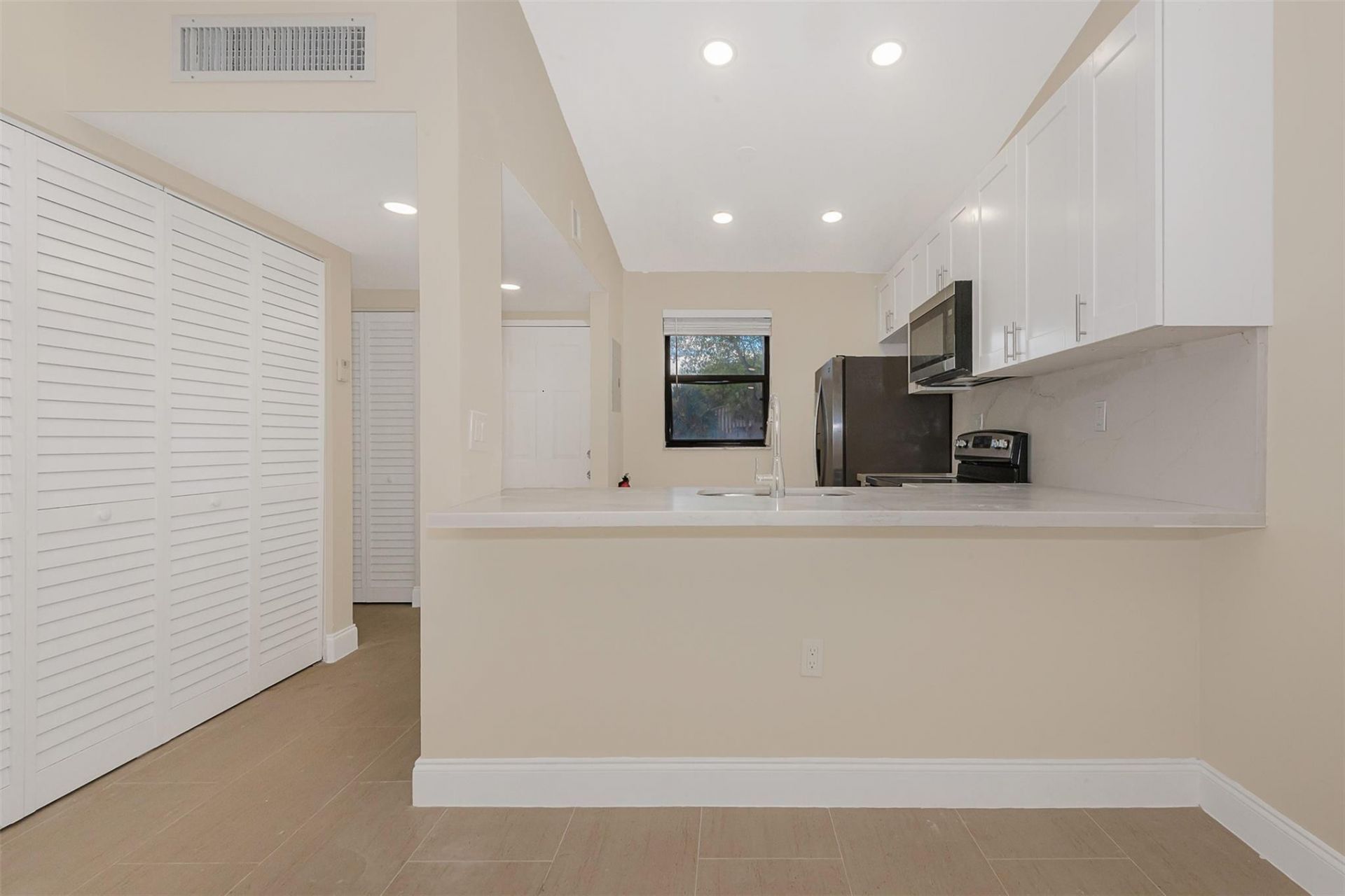 9951 Nob Hill Place, Unit 9951, Sunrise, FL 33351 Photo